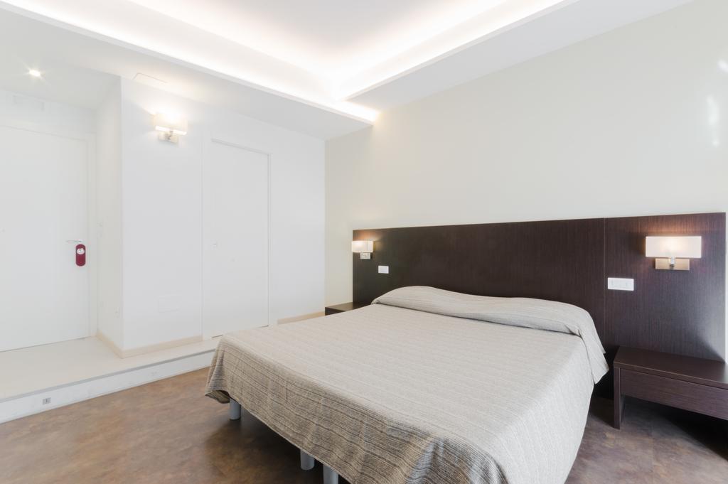 Le Stanze Sul Corso Bed & Breakfast Пескара Екстериор снимка